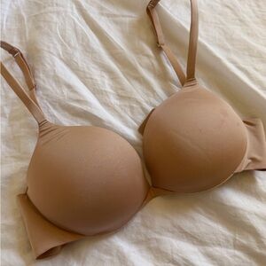 SKIMS Beige Nude Push Up Seamless Bra 34b